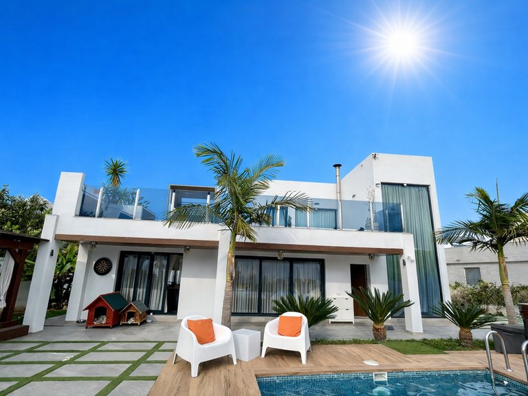Villa for Sale in Costa Blanca Los Balcones, Alicante 1