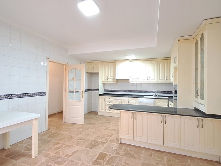 Apartment for Sale in Costa Blanca Torrevieja, Alicante 17