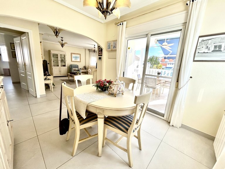 Villa for Sale in Inland Pinar De Campoverde, Alicante 10