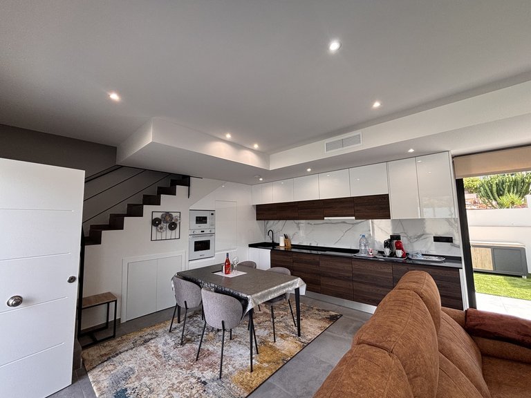 Villa for Sale in Costa Blanca Villamartin, Alicante 9