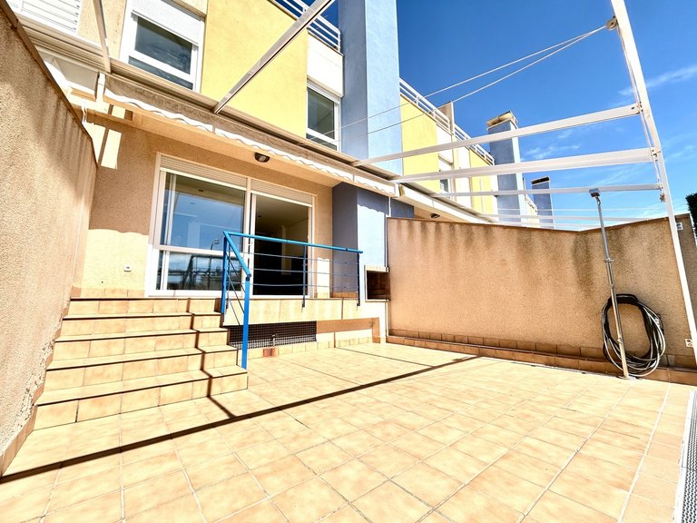 Town House for Sale in Costa Blanca Cabo Roig, Alicante 33