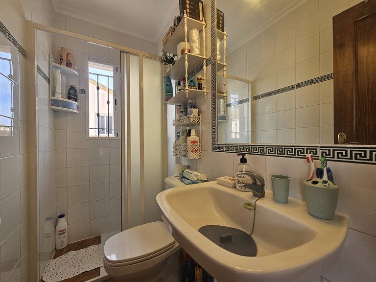 Villa for Sale in La Zenia, Alicante 18