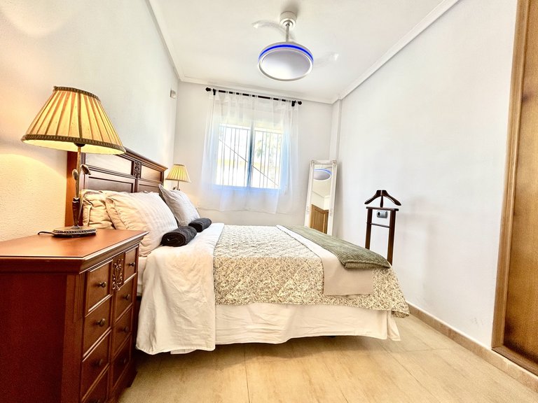 Apartment for Sale in Villamartin, Alicante 20