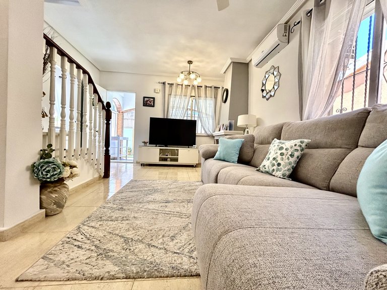 Villa for Sale in Costa Blanca Los Balcones, Alicante 9