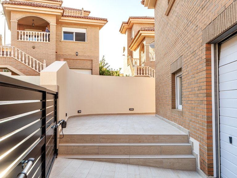 Villa for Sale in Cuidad Quesada, Ciudad Quesada, Alicante 40