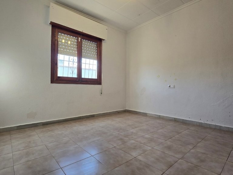 Villa for Sale in El Chaparral, Alicante 16