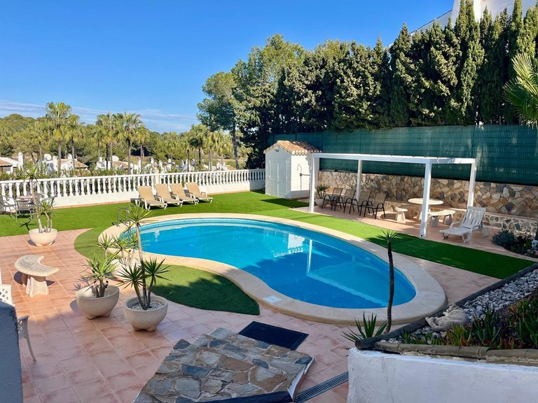 Villa for Sale in Costa Blanca Villamartin, Alicante 2