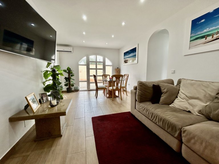 Villa for Sale in Costa Blanca Cabo Roig, Alicante 24