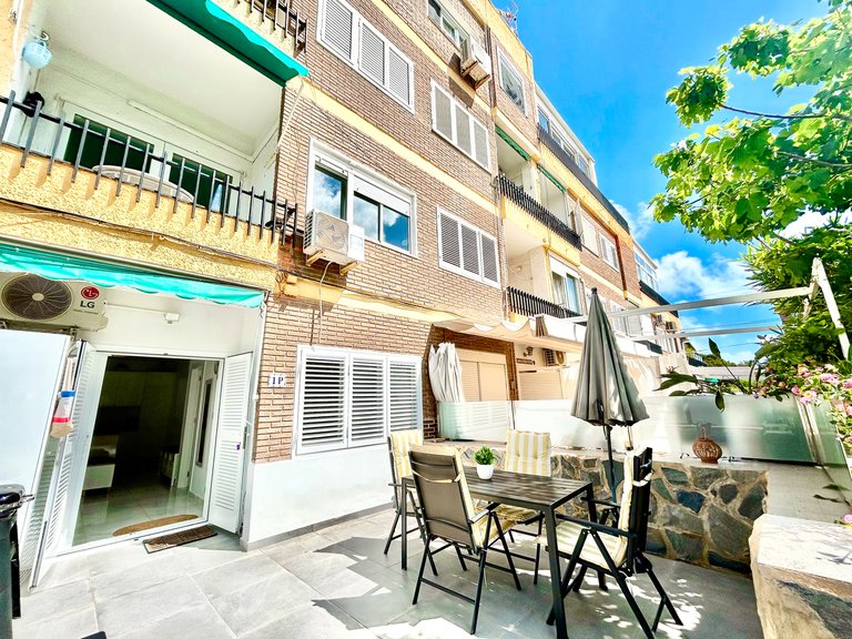 Apartment for Sale in La Zenia, Alicante 1