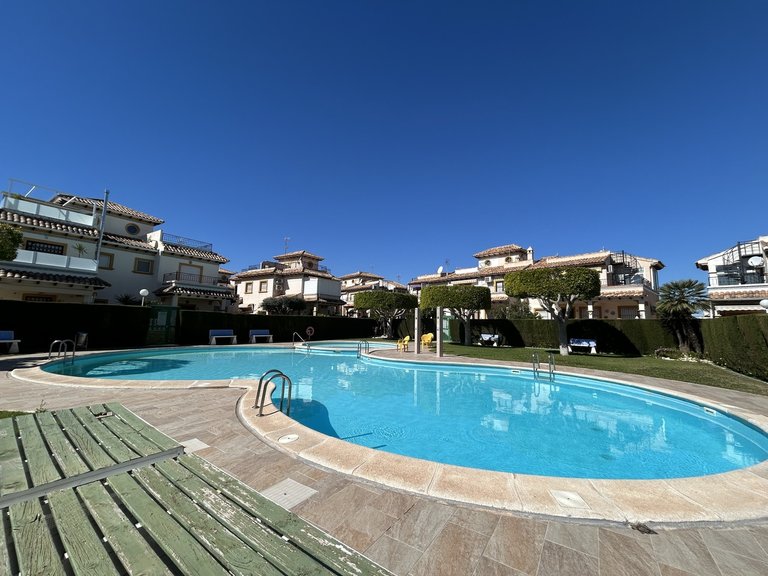 Penthouse for Sale in Playa Flamenca, Alicante 28