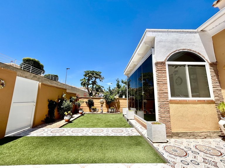Villa for Sale in Costa Blanca Los Balcones, Alicante 41