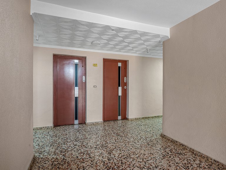 Penthouse for Sale in Punta Prima, Alicante 25