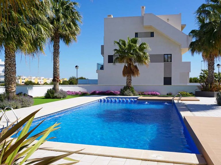 Penthouse for Sale in Inland Los Dolses, Alicante 2