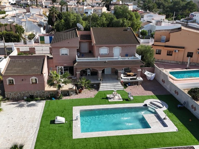 Villa for Sale in Costa Blanca Benijofar, Alicante 2