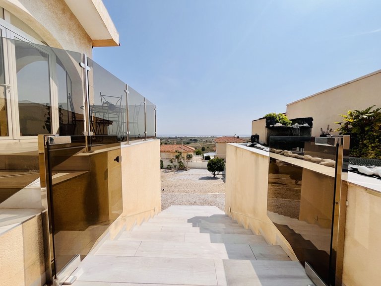 Villa for Sale in San Miguel De Salinas, Alicante 34