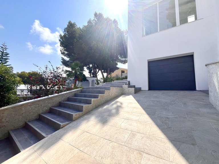 Villa for Sale in Costa Blanca Los Balcones, Alicante 36