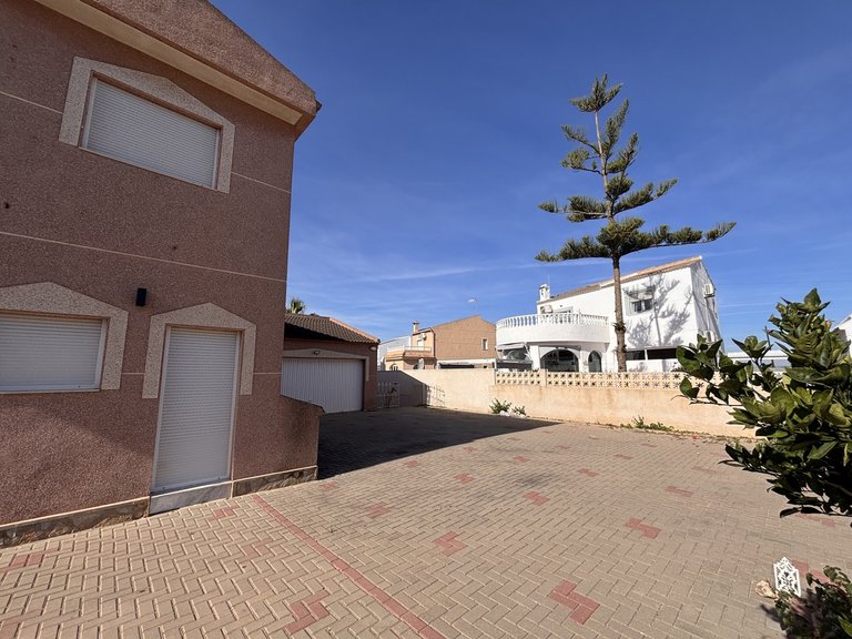Villa for Sale in Costa Blanca Benijofar, Alicante 6