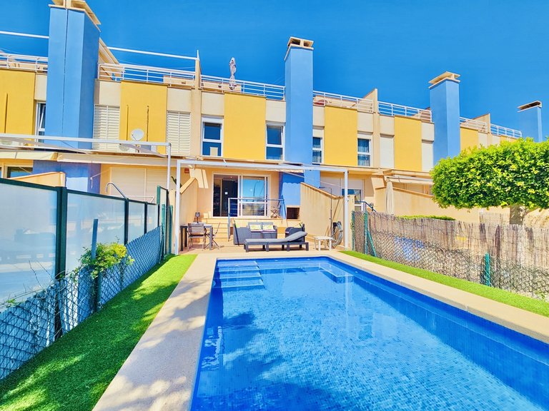 Villa for Sale in Costa Blanca Cabo Roig, Alicante 3