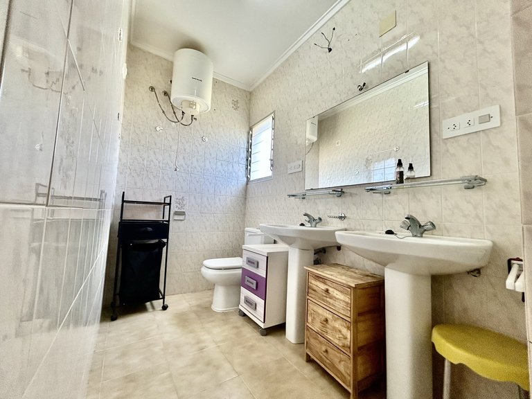 Villa for Sale in Costa Blanca Los Montesinos, Alicante 42