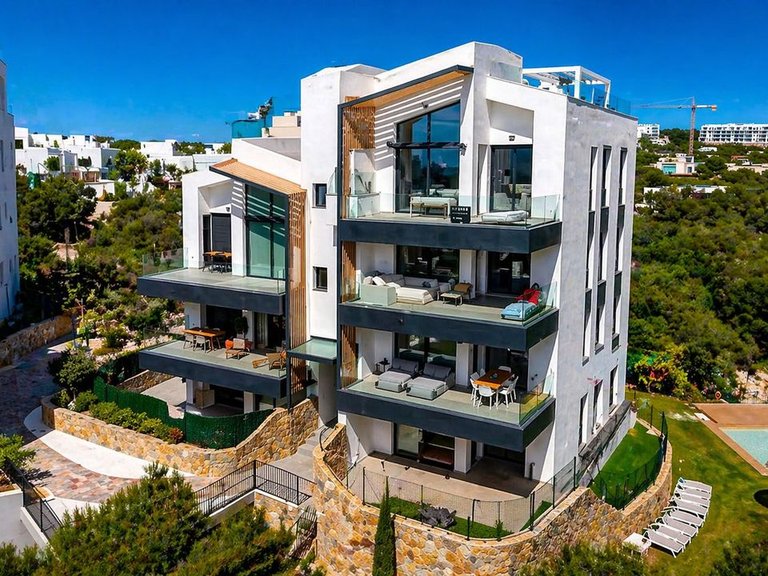 Apartment for Sale in Costa Blanca Las Colinas Golf, Alicante 1
