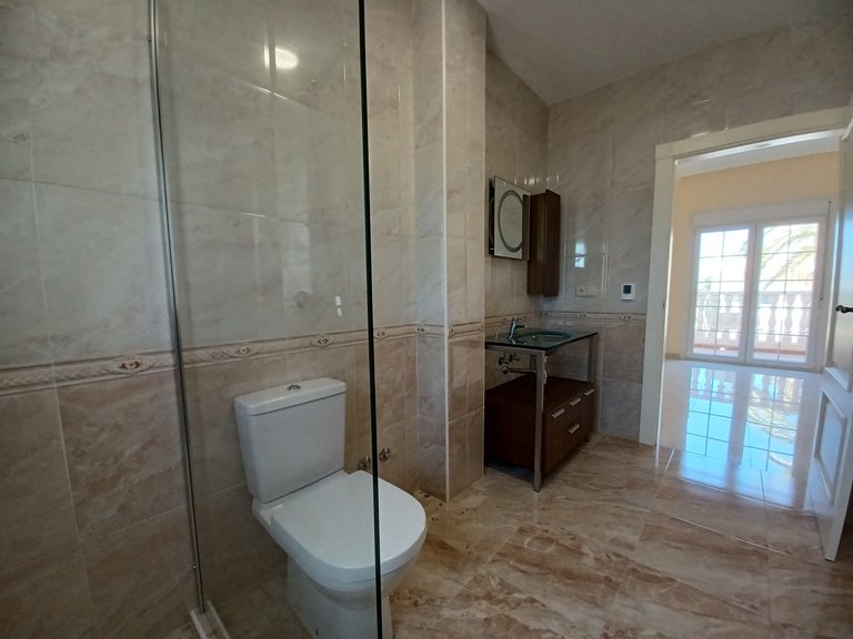 Villa for Sale in Cabo Roig, Alicante 35