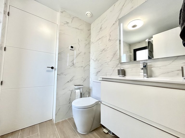 Apartment for Sale in Villamartin, Alicante 25