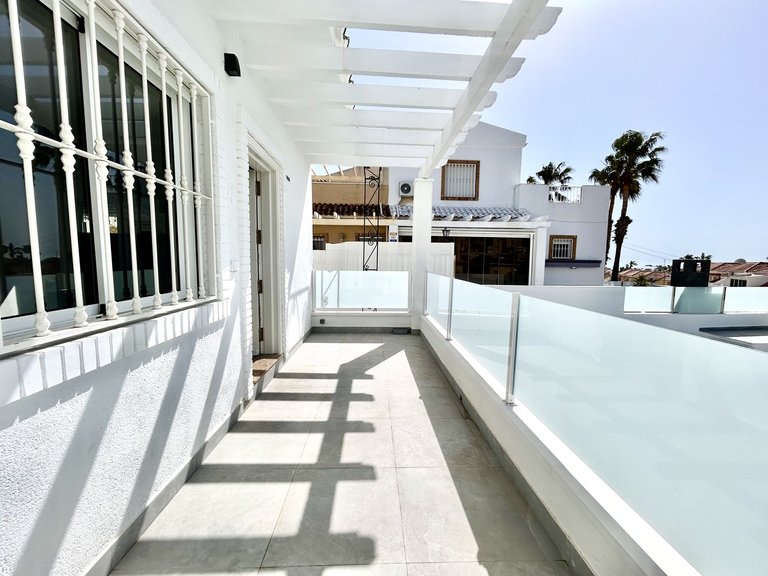 Villa for Sale in Costa Blanca Villamartin, Alicante 23