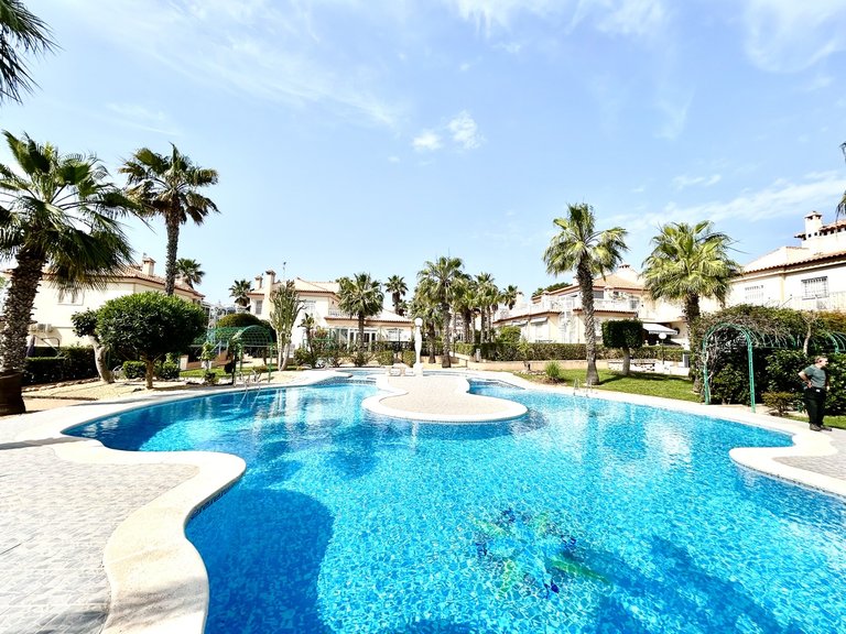Apartment for Sale in Los Altos, Alicante 5