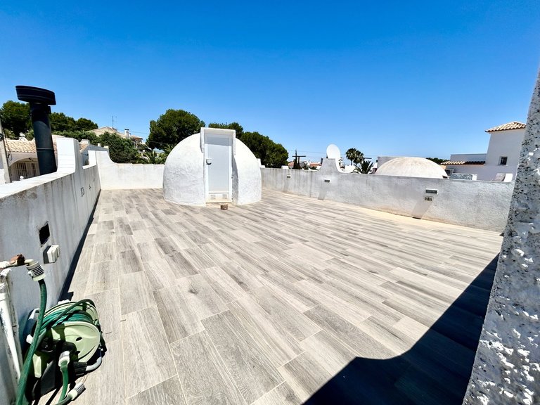 Villa for Sale in Villamartin, Alicante 23