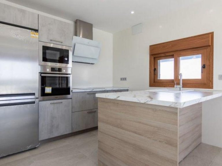 Villa for Sale in Torrevieja, Alicante 16