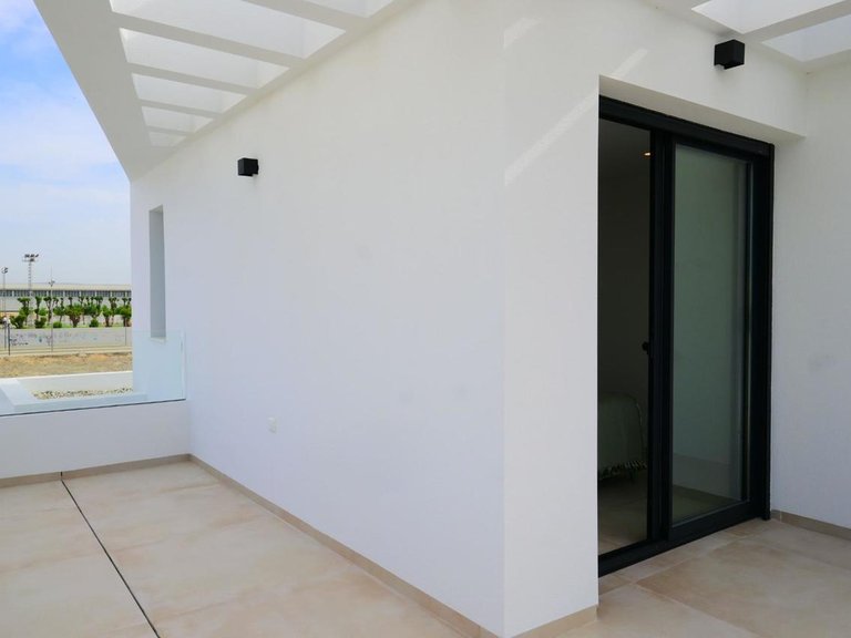Villa for Sale in Dolores, Alicante 11