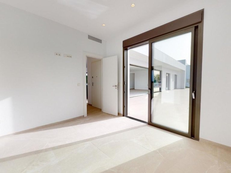 Villa for Sale in Los Alcazares, Murcia 15