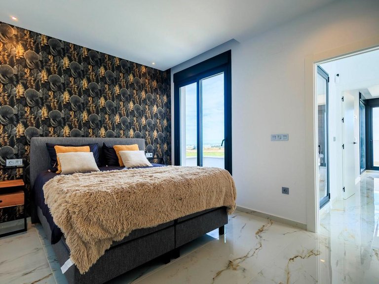 Villa for Sale in Pilar De La Horadada, Alicante 24