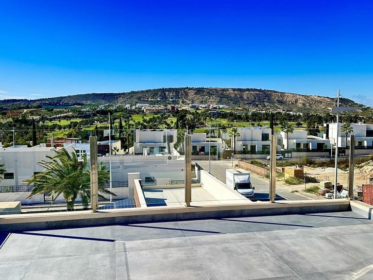 Villa for Sale in Algorfa, Alicante 8