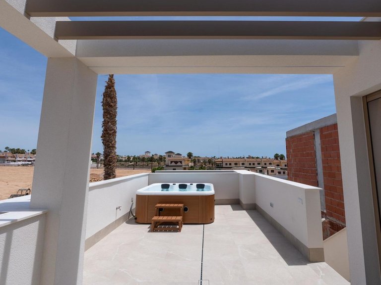Villa for Sale in Los Alcazares, Murcia 43