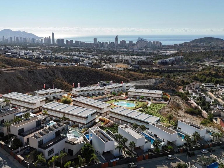 Town House for Sale in Finestrat, Alicante 2