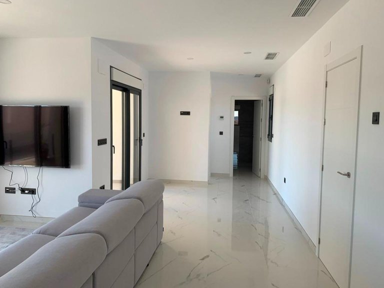 Villa for Sale in Pinoso, Alicante 4