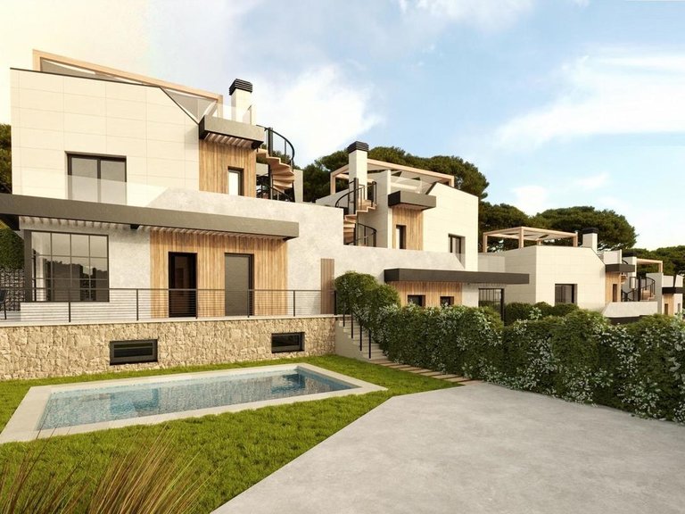 Villa for Sale in Polop, Alicante 1