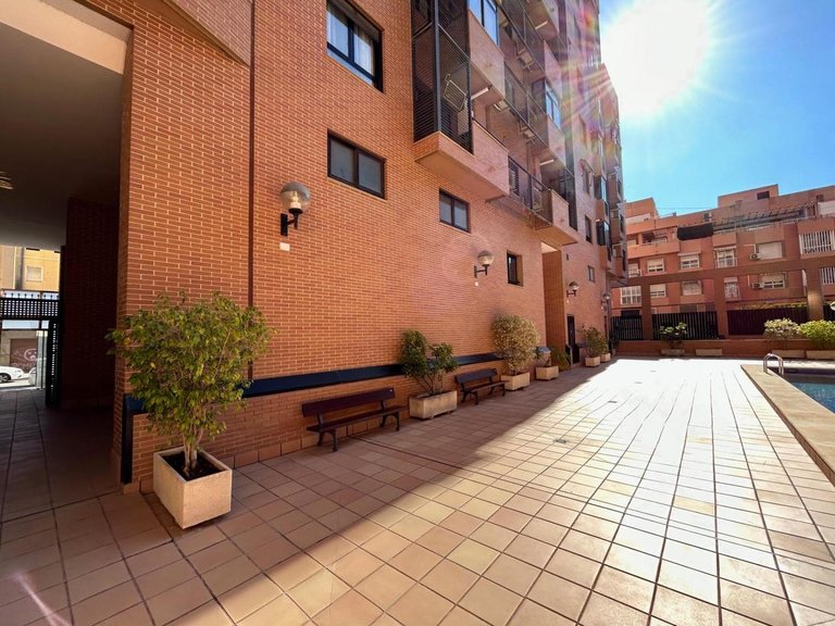 Apartment for Sale in Alicante, Alicante 14