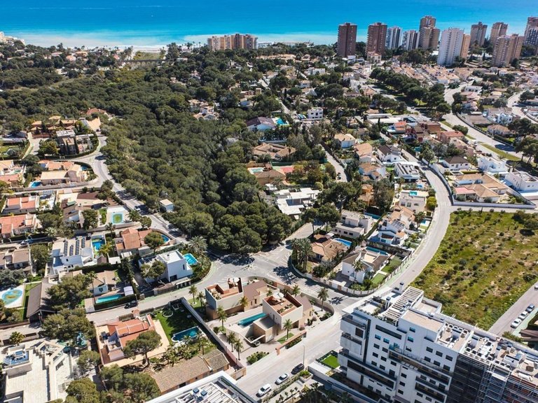 Villa for Sale in Orihuela Costa, Alicante 2