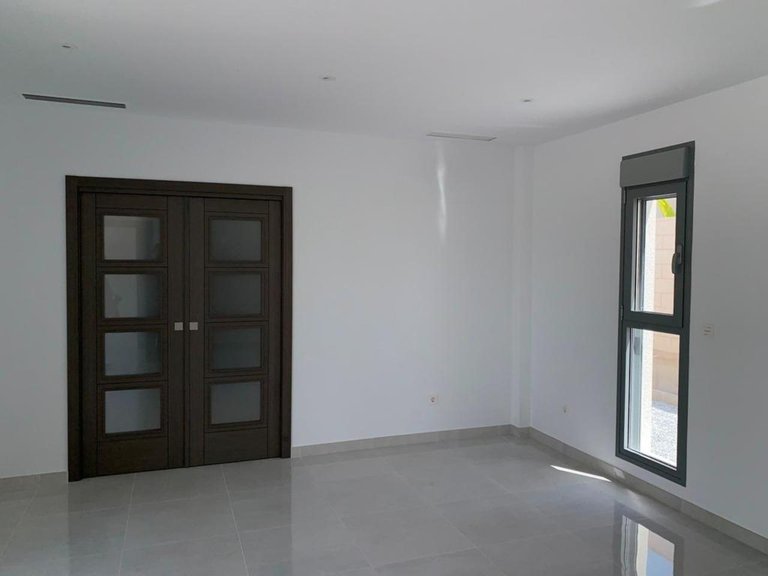 Villa for Sale in Pinoso, Alicante 6