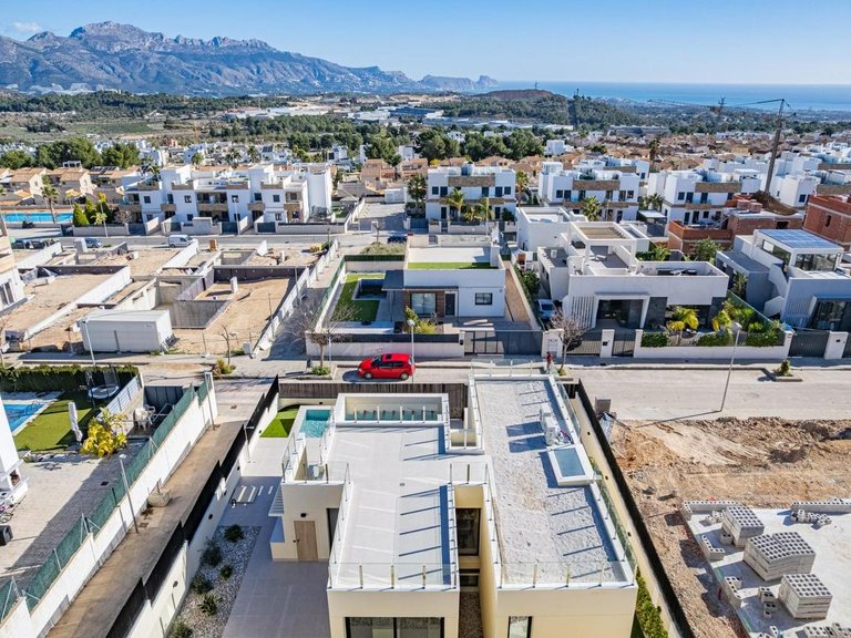 Villa for Sale in Polop, Alicante 3