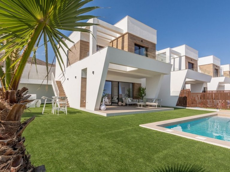 Villa for Sale in Finestrat, Alicante 1