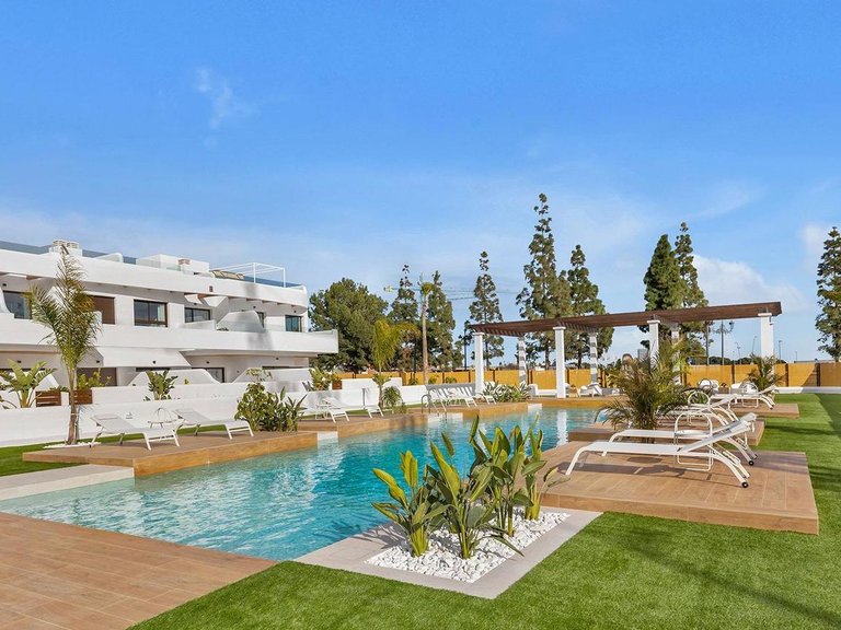 Villa for Sale in Los Alcazares, Murcia 5