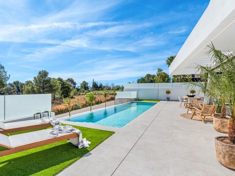 Villa for Sale in Polop, Alicante 37