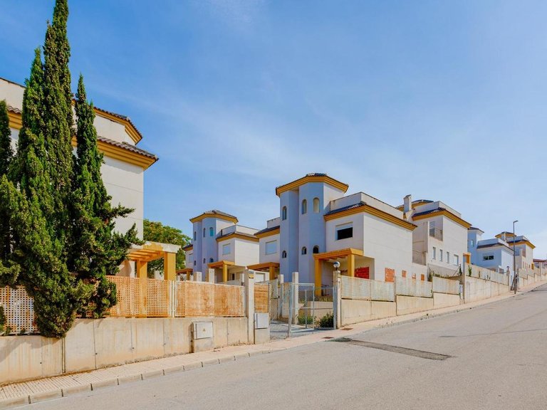 Villa for Sale in San Fulgencio, Alicante 43