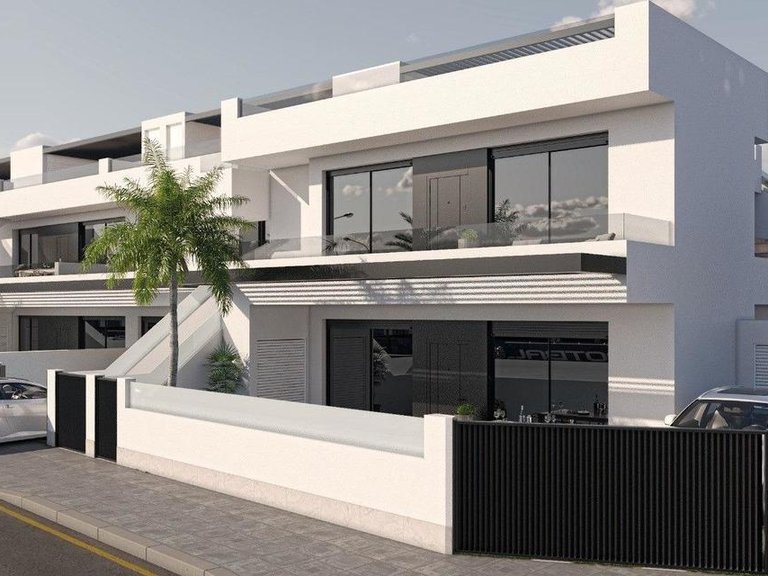Villa for Sale in San Pedro Del Pinatar, Murcia 1