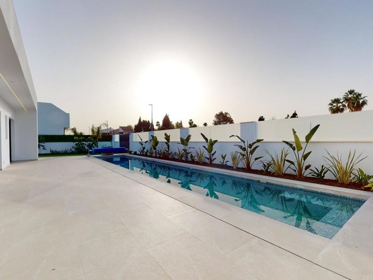 Villa for Sale in Los Alcazares, Murcia 5
