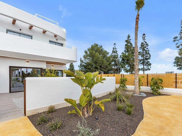 Villa for Sale in Los Alcazares, Murcia 11