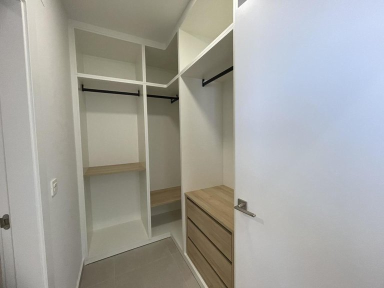 Villa for Sale in Almoradi, Alicante 29